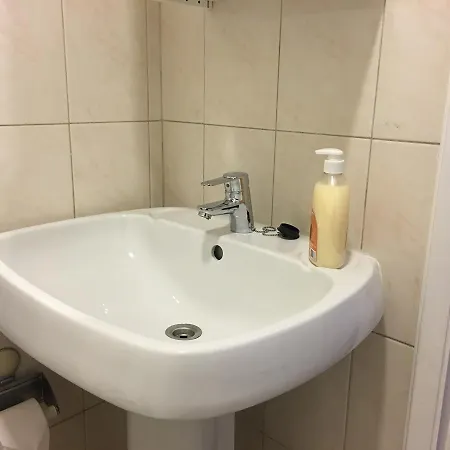 Invicta House Serpa Pinto * פורטו